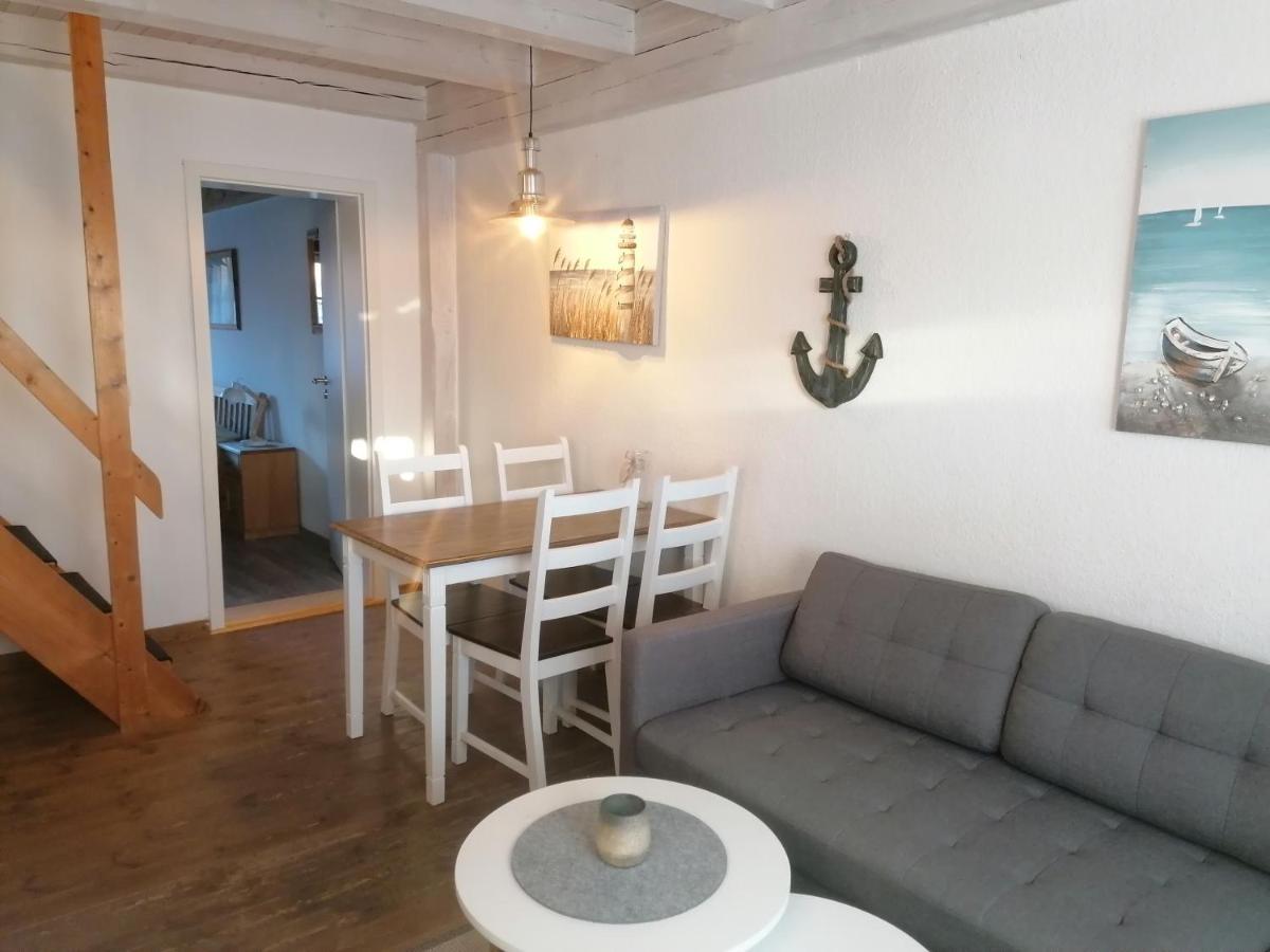 Boddenhus Auf Ruegen - Ferienwohnungen Und Pension Rappin Ngoại thất bức ảnh