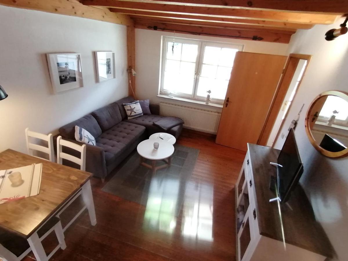 Boddenhus Auf Ruegen - Ferienwohnungen Und Pension Rappin Ngoại thất bức ảnh